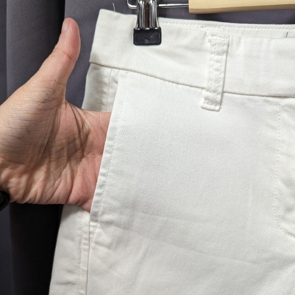 J. Crew Stretch Chino Cut Off Bermuda Shorts Sz 0 - Picture 4 of 9